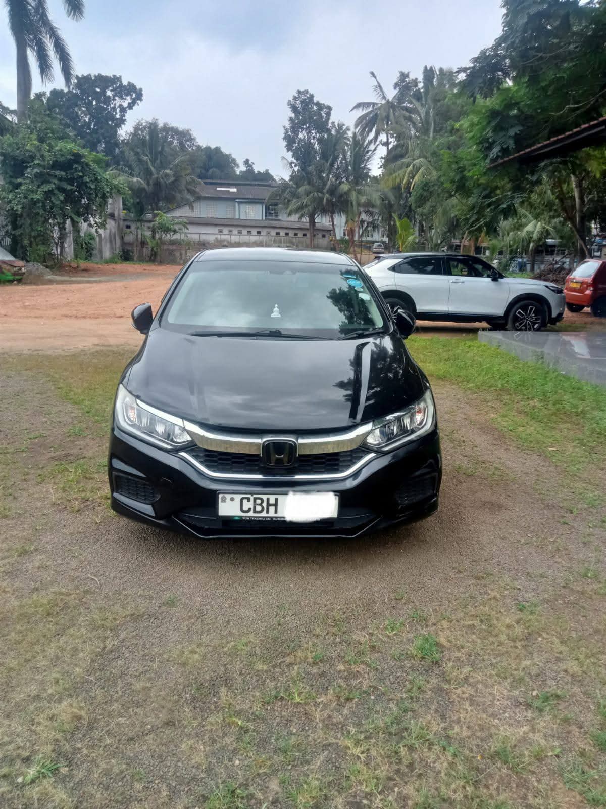 Honda Grace 2017 - Used Car sale in Sri Lanka - patpat.lk