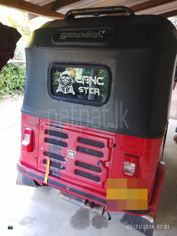 Bajaj Three Wheel 2015 - பயன்படுத்தப்பட்டது முச்சக்கர வண்டி sale in Sri Lanka - patpat.lk