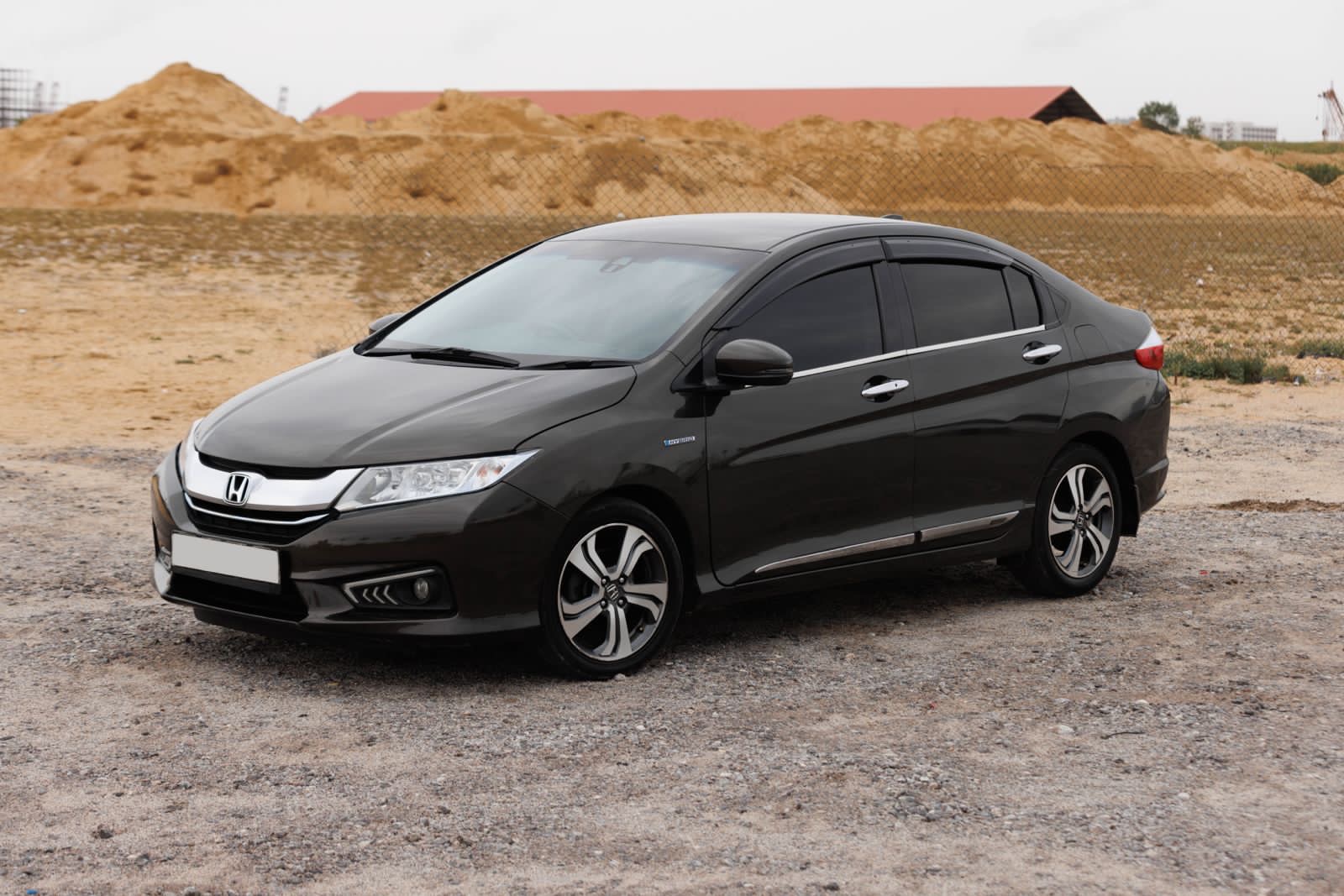 Honda Grace 2014 - භාවිතා කරන ලද කාර් sale in Sri Lanka - patpat.lk