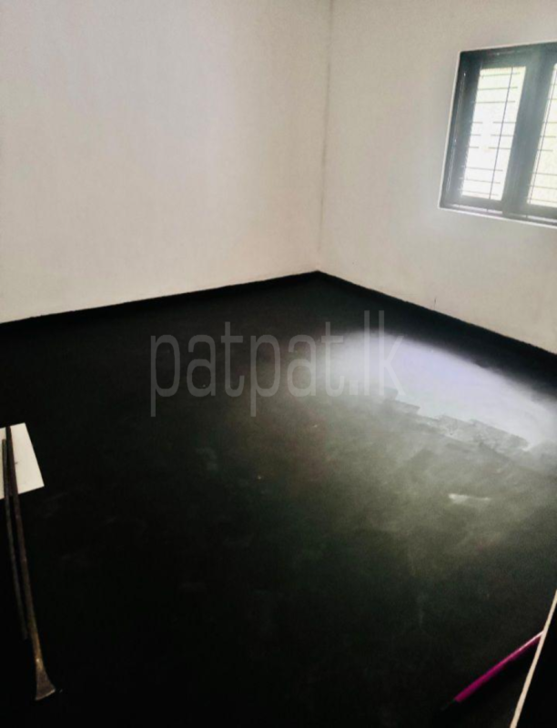 House for Sale in Mirigama