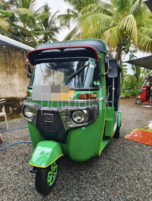 Bajaj 4 stroke 2015 - பயன்படுத்தப்பட்டது முச்சக்கர வண்டி sale in Sri Lanka - patpat.lk