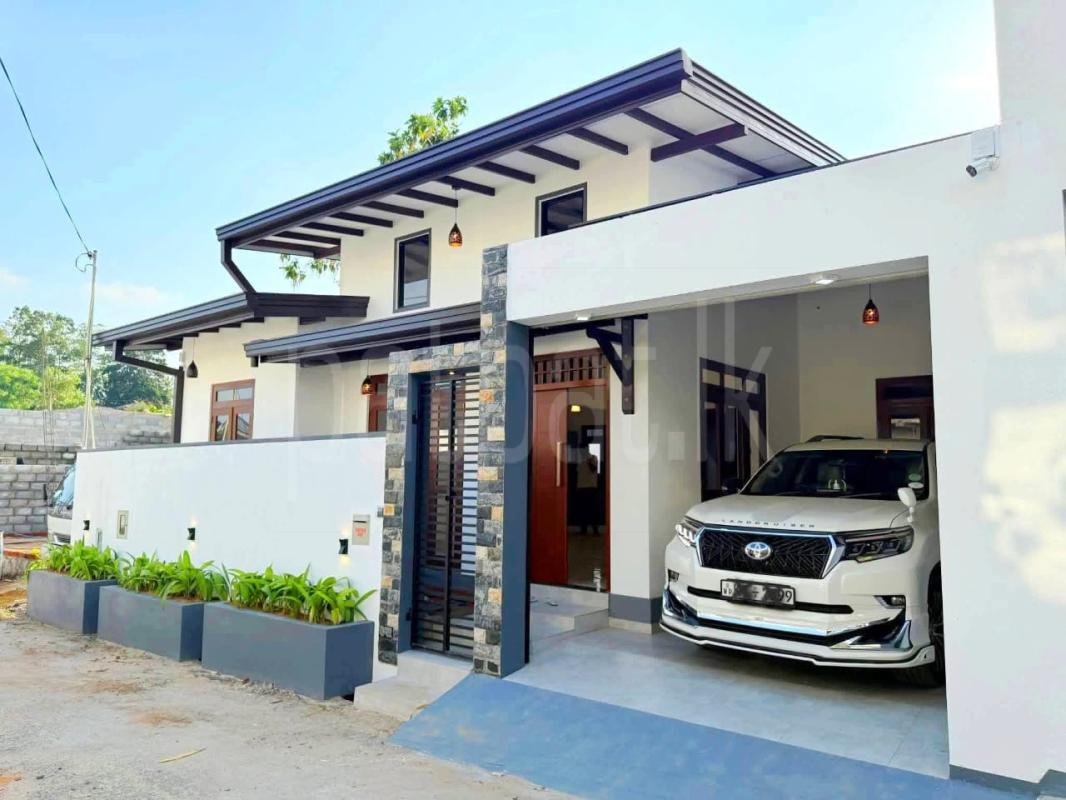 House for Sale in Athurugiriya ads-image-1