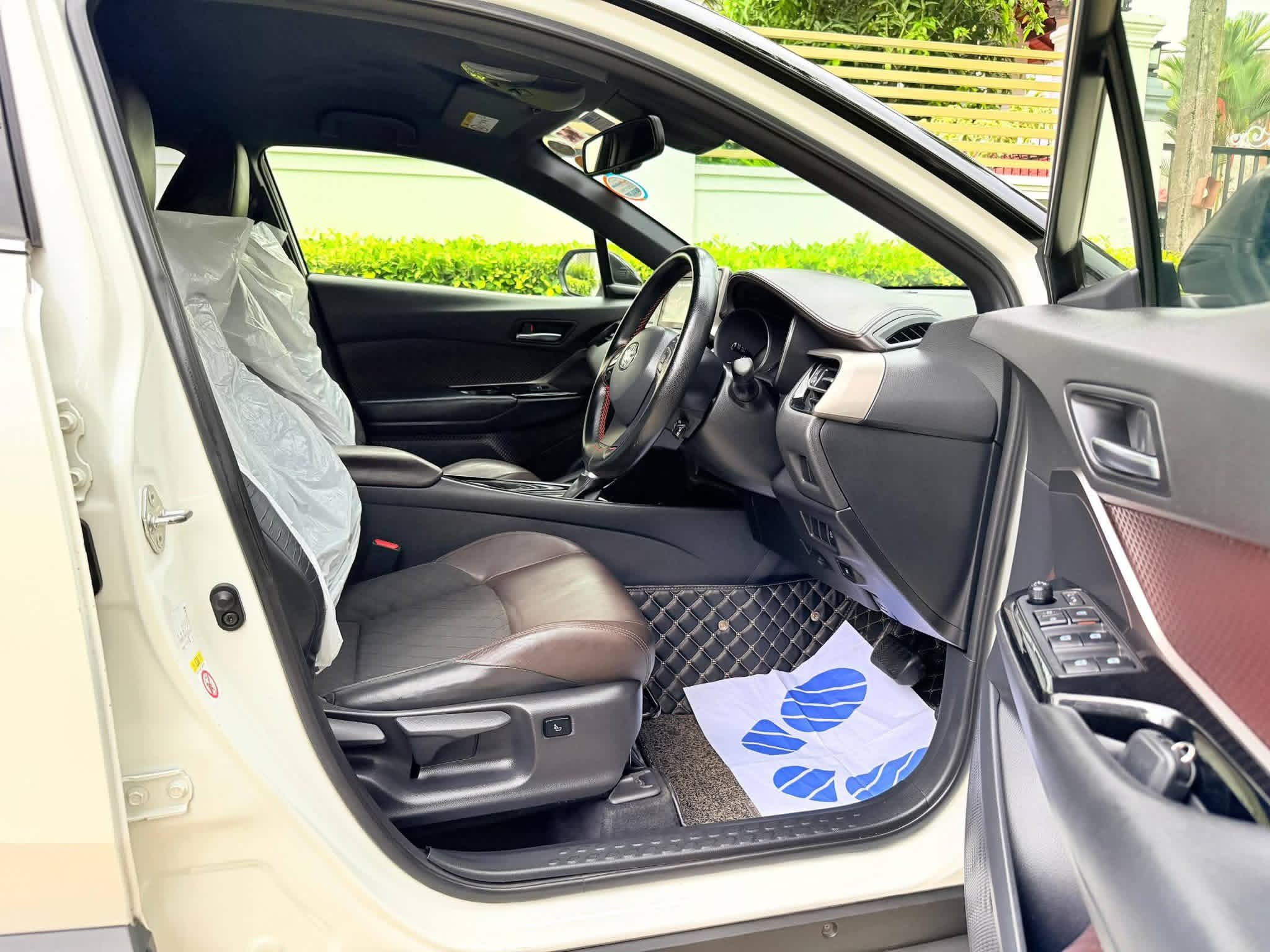 Toyota CHR 2018 - பயன்படுத்தப்பட்டது SUV sale in Sri Lanka - patpat.lk