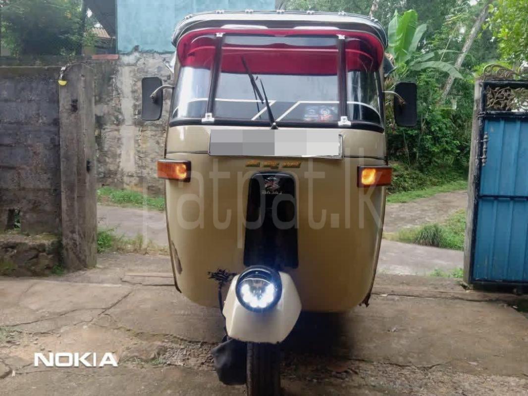 Bajaj 2 stroke 2004 - භාවිතා කරන ලද ත්‍රිරෝද රථය sale in Sri Lanka - patpat.lk