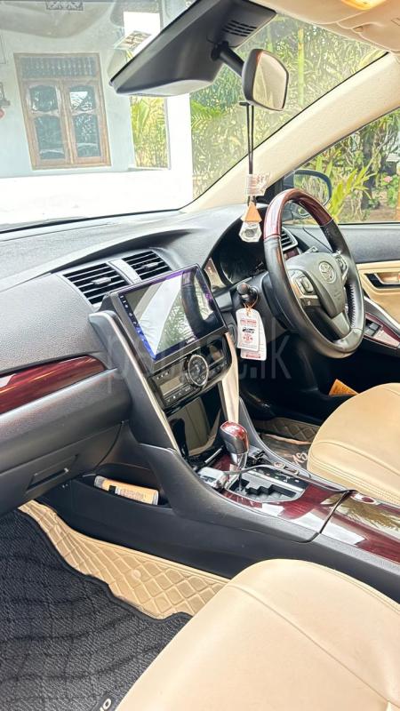 Toyota Premio 2018 - பயன்படுத்தப்பட்டது கார் sale in Sri Lanka - patpat.lk