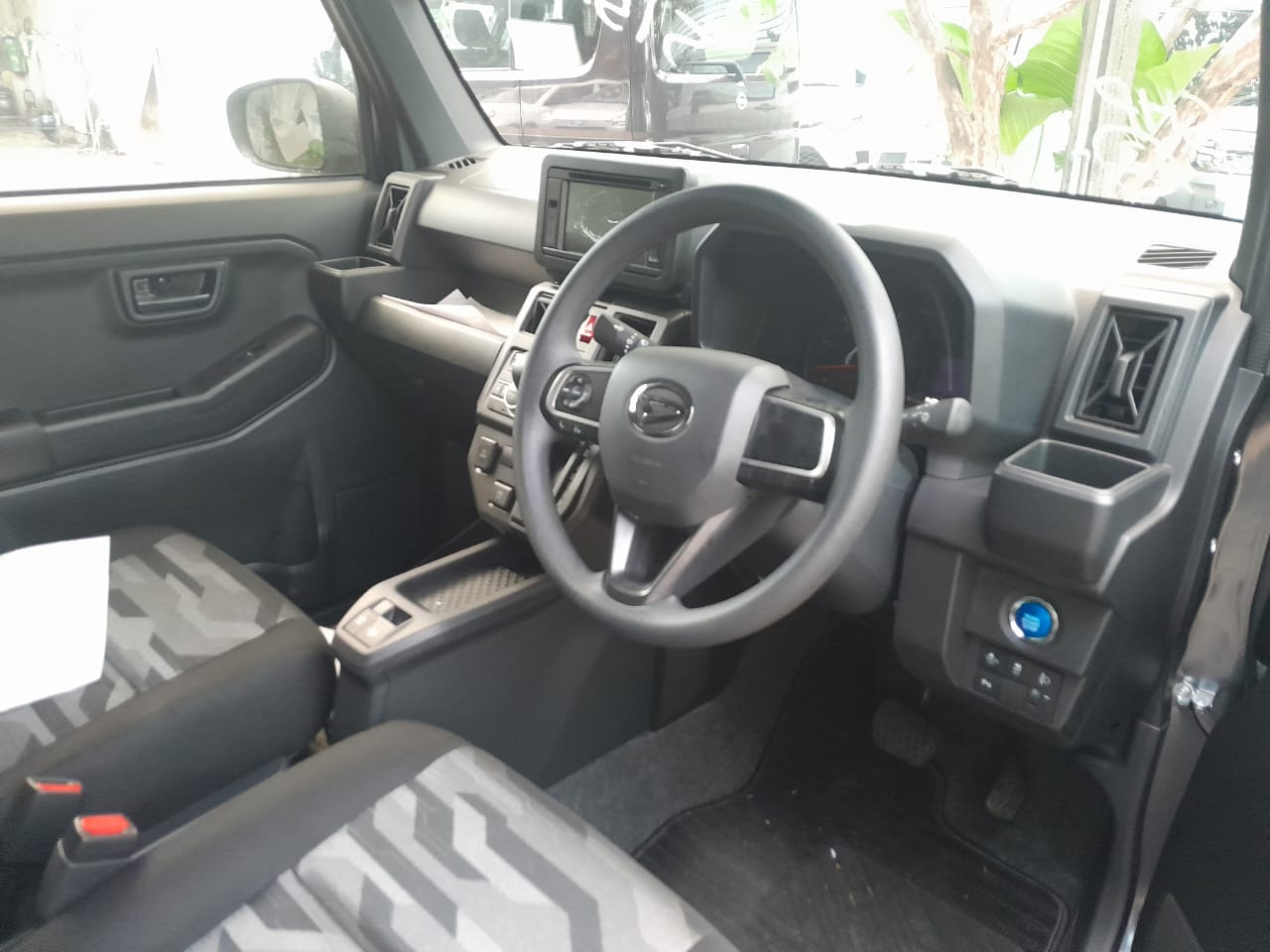 Advertisement image 4