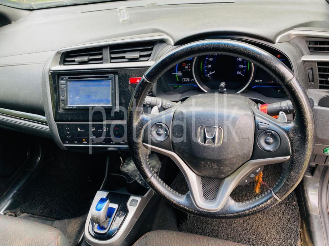 Advertisement image 3