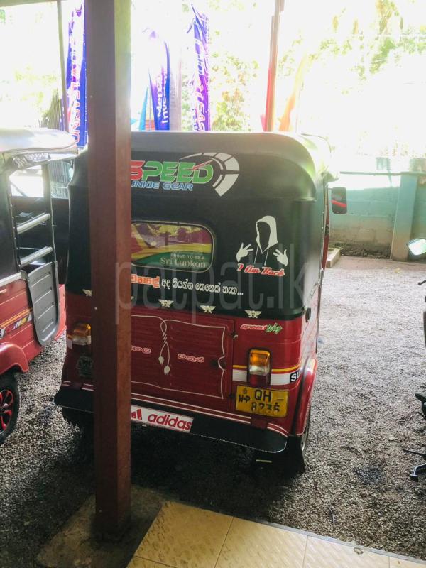 Bajaj Three Wheel 2006 - பயன்படுத்தப்பட்டது முச்சக்கர வண்டி sale in Sri Lanka - patpat.lk