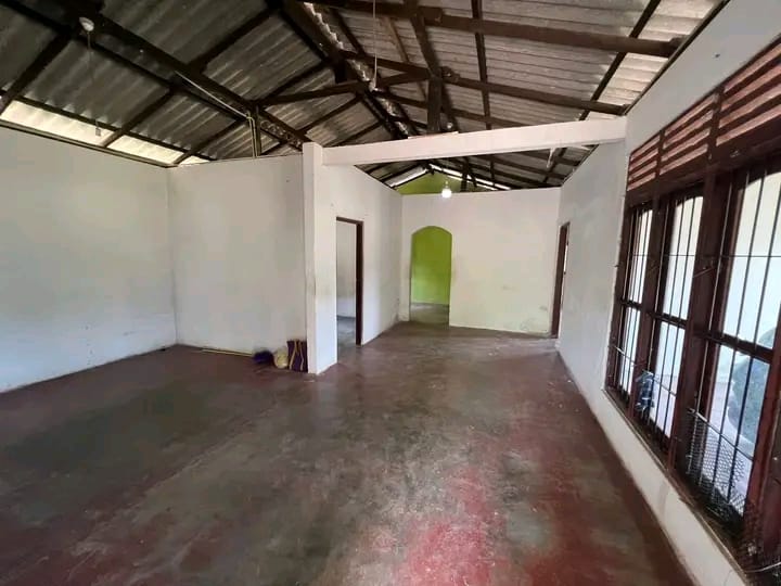 House for Sale in Minuwangoda