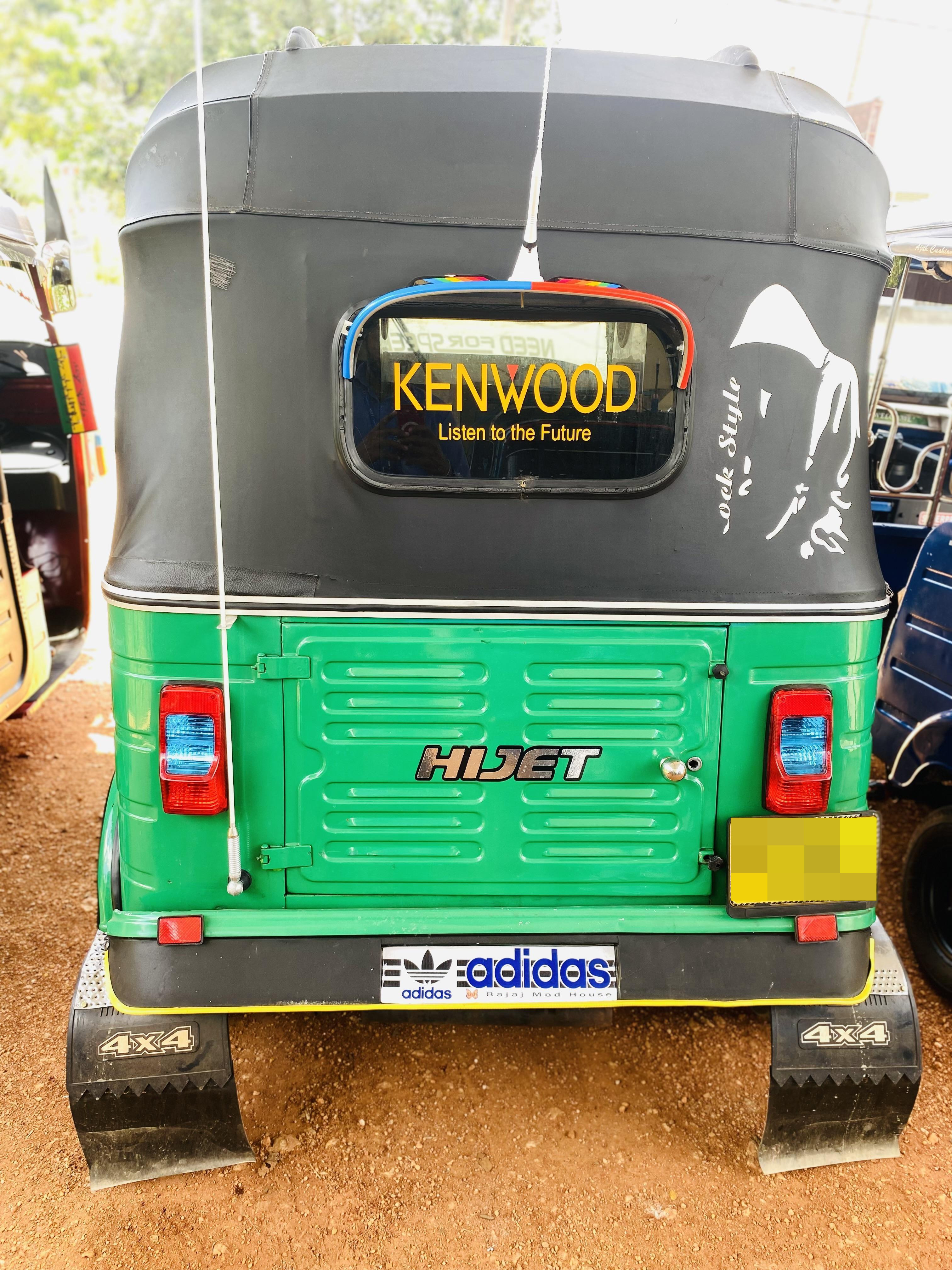 Bajaj Three Wheel 2011 - Used Three wheeler sale in Sri Lanka - patpat.lk