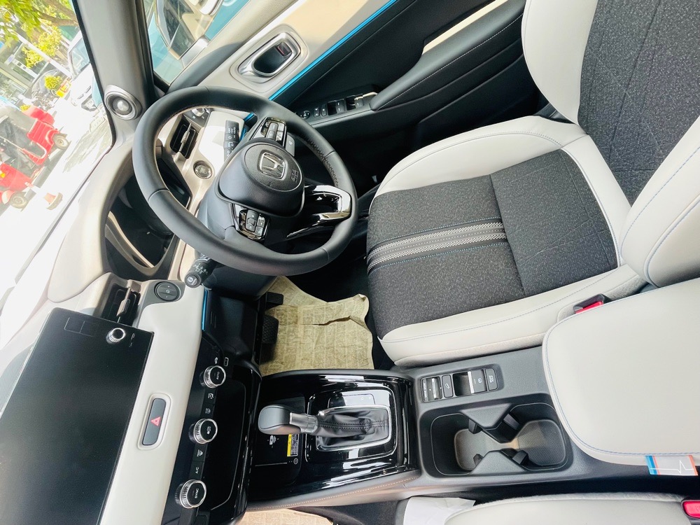 Honda Vezel 2025 - மறுசீரமைக்கப்பட்டது SUV sale in Sri Lanka - patpat.lk