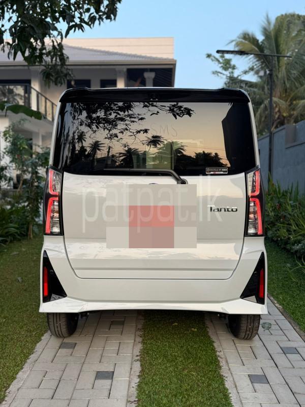 Advertisement image 6