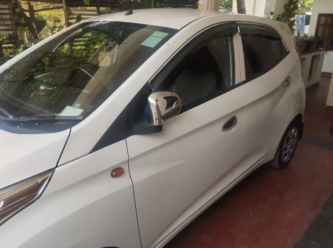 Hyundai Eon 2016 - භාවිතා කරන ලද කාර් sale in Sri Lanka - patpat.lk