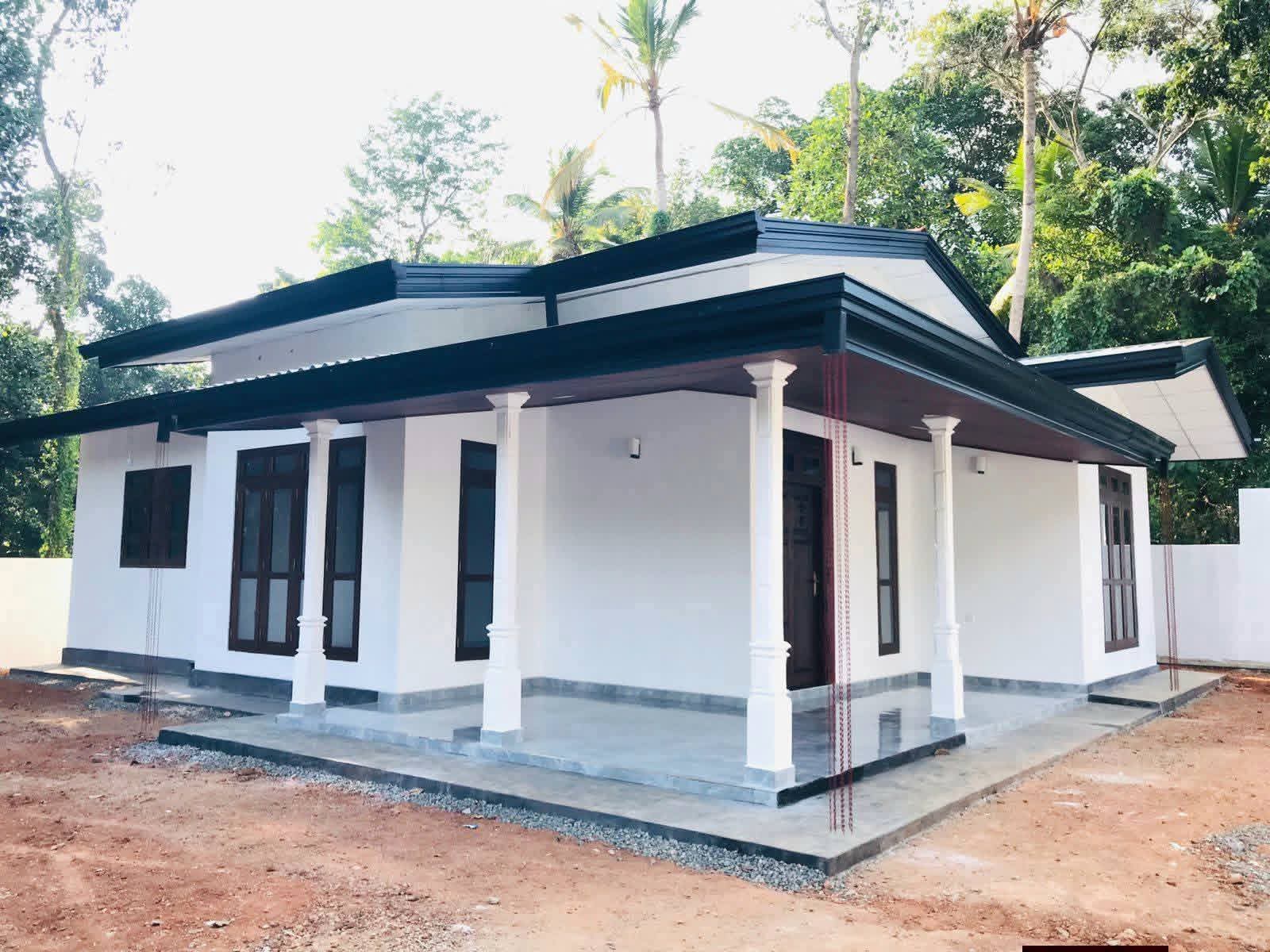 House for Sale in Weliveriya