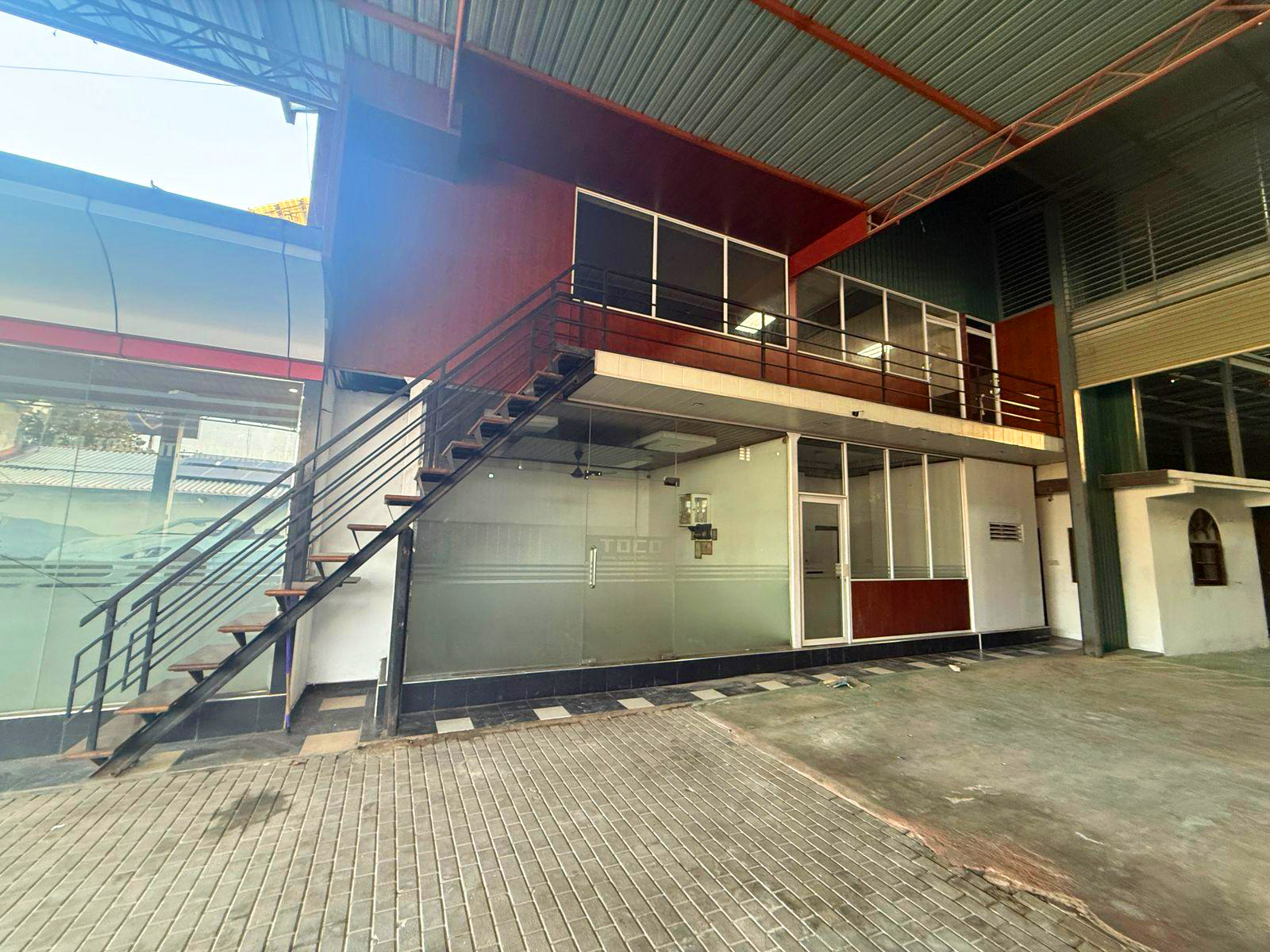 Advertisement image 2