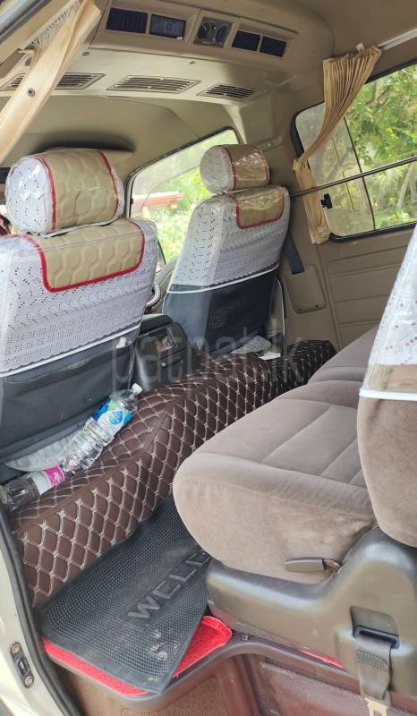 Nissan Caravan 1995 - பயன்படுத்தப்பட்டது வேன் sale in Sri Lanka - patpat.lk