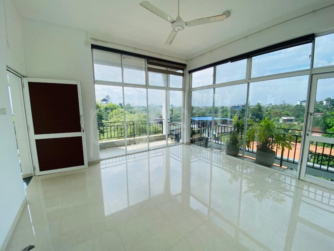 House for Sale in Rajagiriya ads-image-1