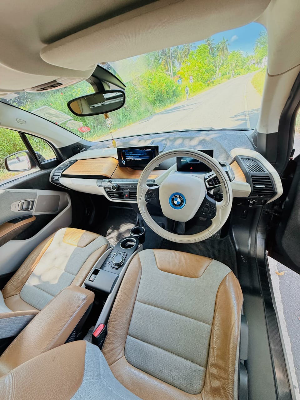 BMW i3 2017 - Used Car sale in Sri Lanka - patpat.lk