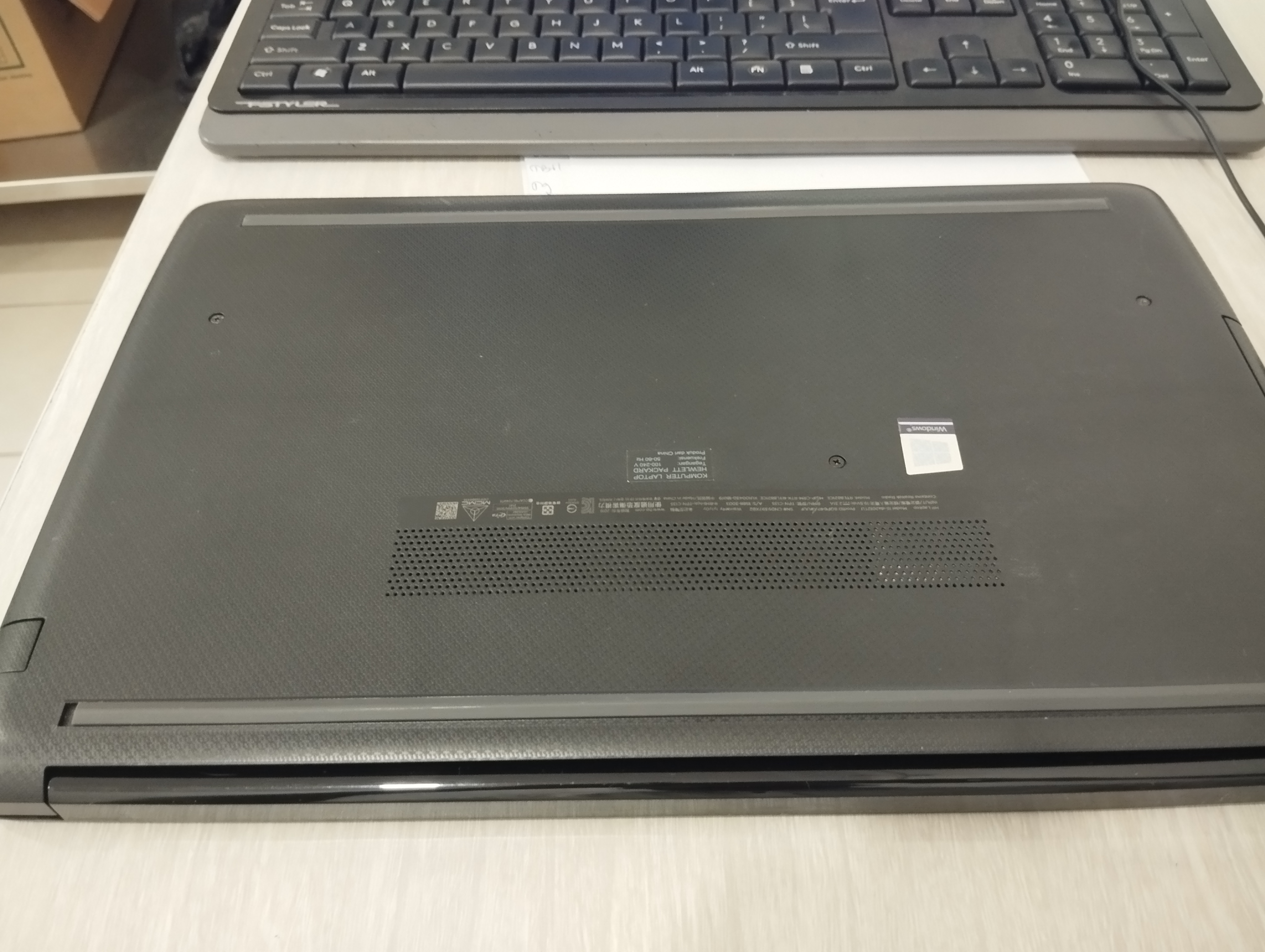 HP LAPTOP
