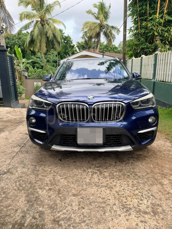 BMW x1 2017 - භාවිතා කරන ලද SUV රථය sale in Sri Lanka - patpat.lk