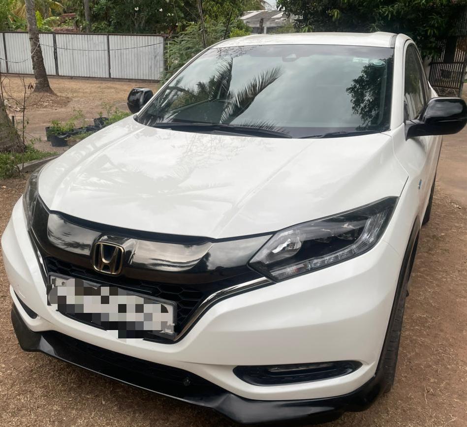 Honda Vezel 2017 - Used SUV sale in Sri Lanka - patpat.lk