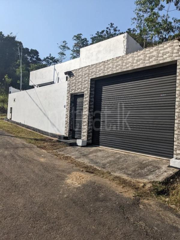 House for Sale in Athurugiriya ads-image-1