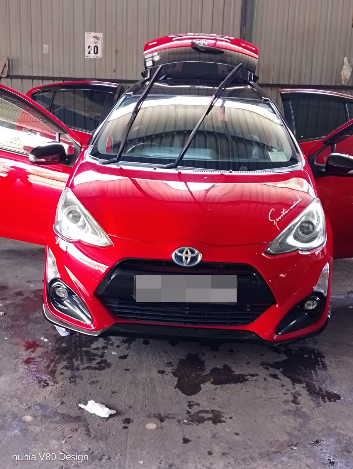 Toyota Aqua 2015 - பயன்படுத்தப்பட்டது கார் sale in Sri Lanka - patpat.lk