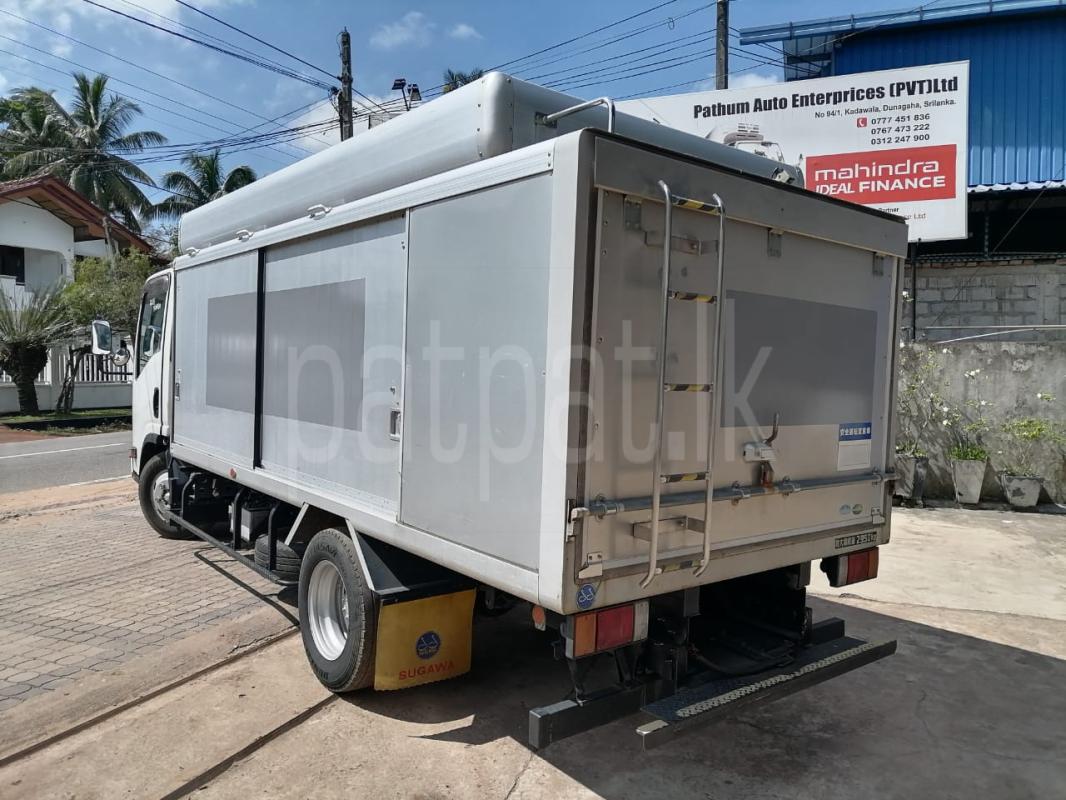 Advertisement image 1