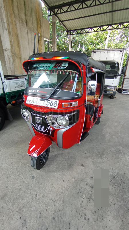 Bajaj Three Wheel 2015 - Used Three wheeler sale in Sri Lanka - patpat.lk