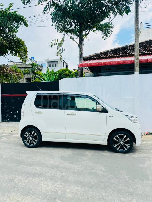 Advertisement image 3