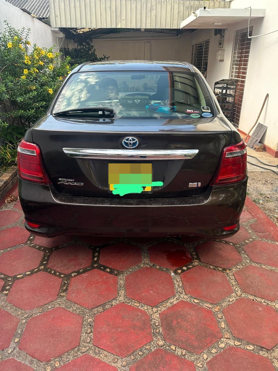 Toyota Axio 2016 - Used Car sale in Sri Lanka - patpat.lk