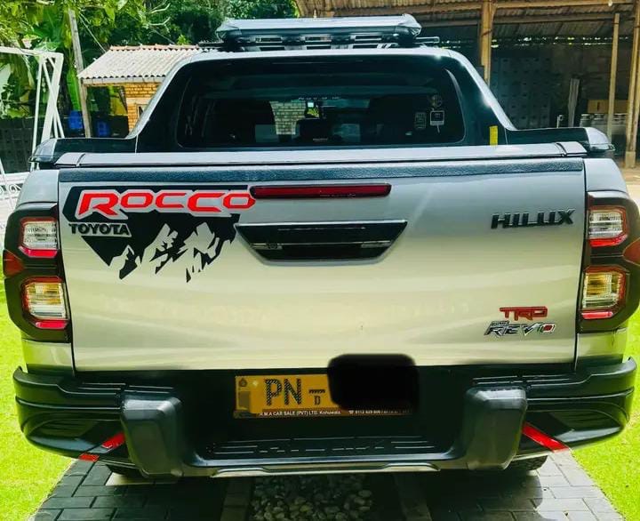 Toyota Hilux 2017 - பயன்படுத்தப்பட்டது சரக்கு போக்குவரத்து sale in Sri Lanka - patpat.lk