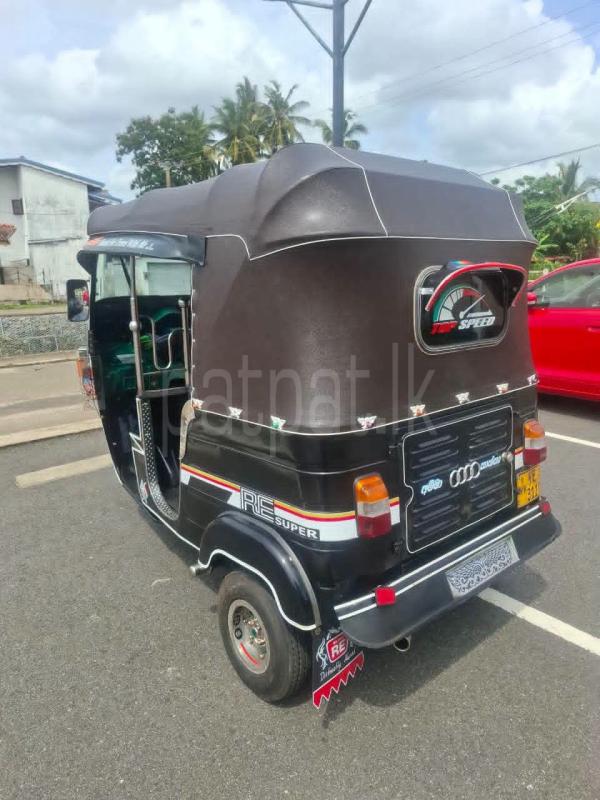 Bajaj 4 stroke 2010 - பயன்படுத்தப்பட்டது முச்சக்கர வண்டி sale in Sri Lanka - patpat.lk