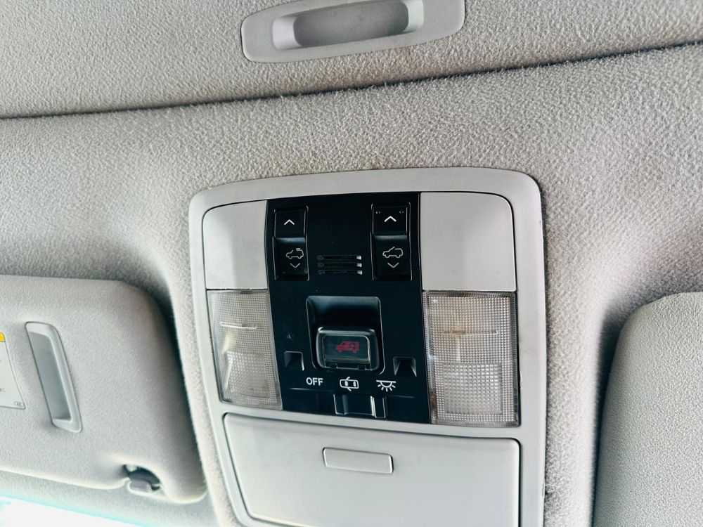 Toyota Land Cruiser Prado 2011 - Reconditioned SUV sale in Sri Lanka - patpat.lk