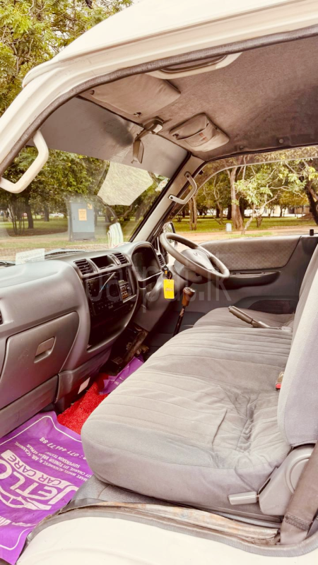 Nissan Vanette 2000 - பயன்படுத்தப்பட்டது வேன் sale in Sri Lanka - patpat.lk