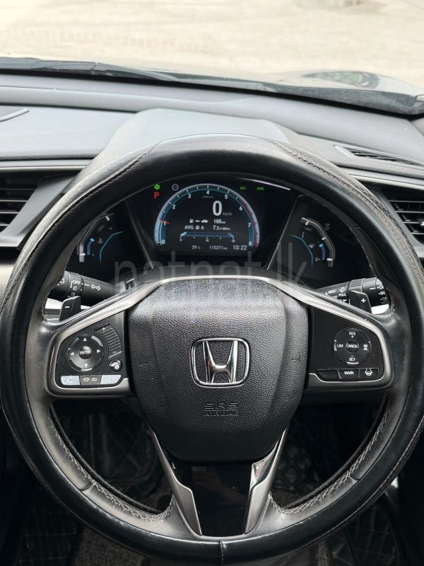 Honda Civic 2018 - Used Car sale in Sri Lanka - patpat.lk