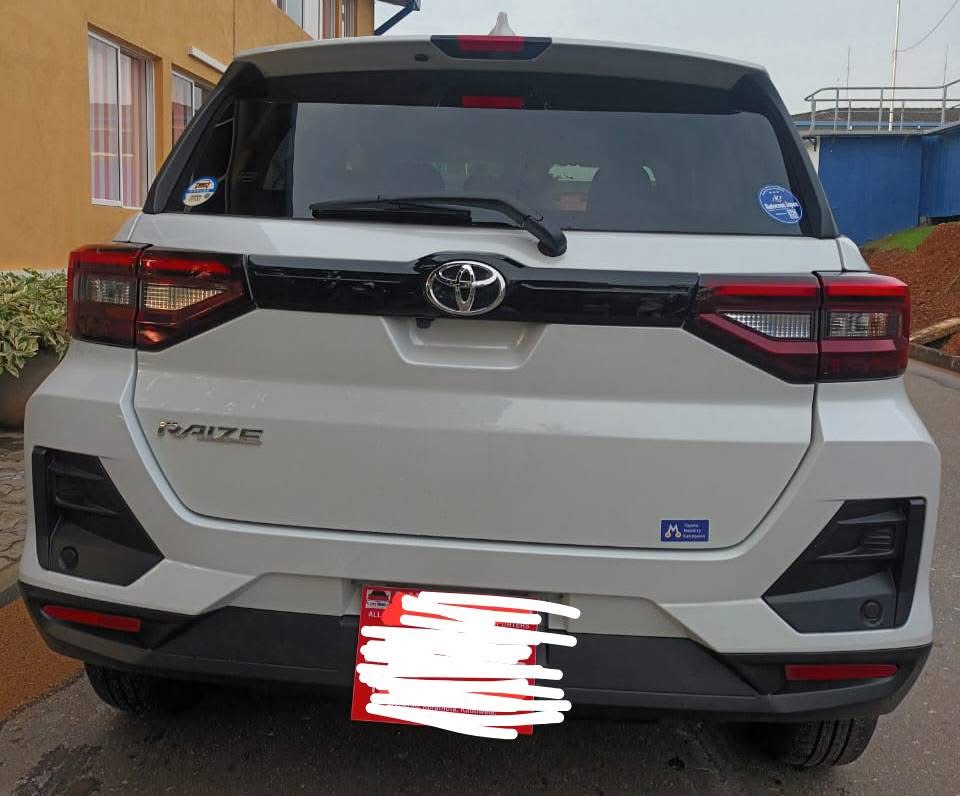 Toyota Raize 2023 - பயன்படுத்தப்பட்டது SUV sale in Sri Lanka - patpat.lk