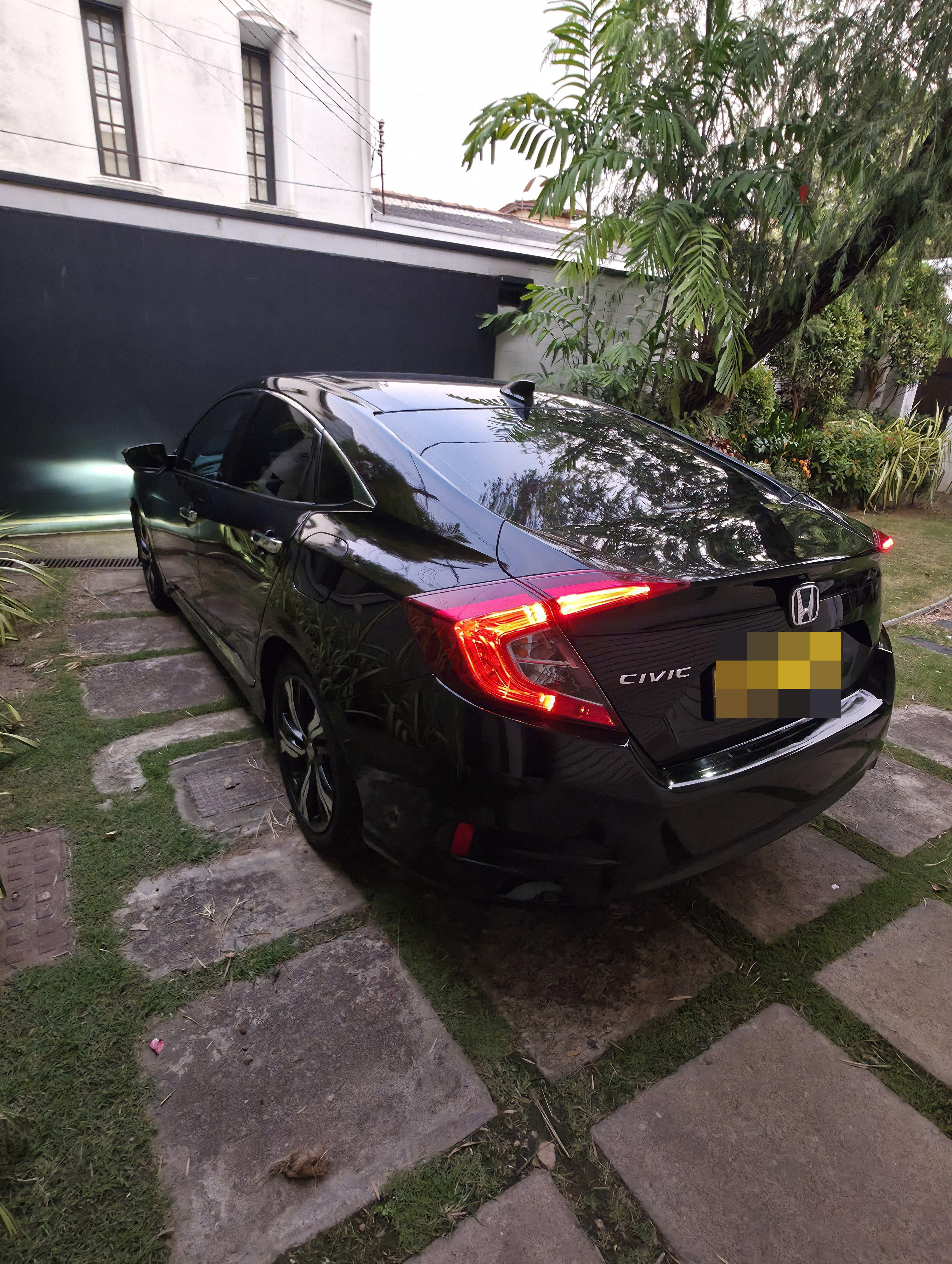 Honda Civic 2018 - Used Car sale in Sri Lanka - patpat.lk