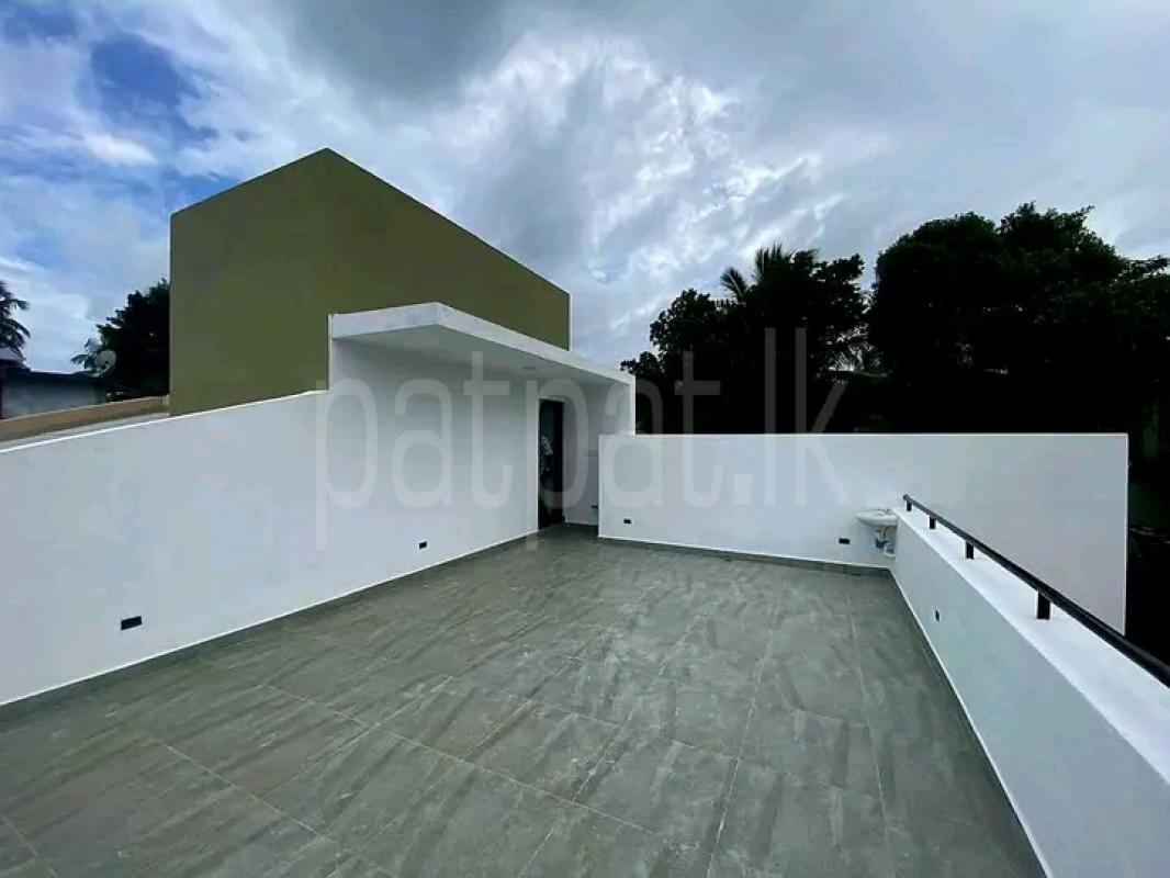 Advertisement image 5