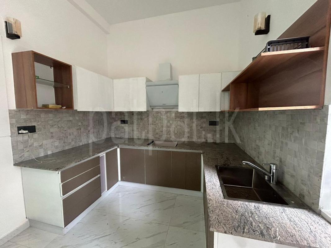House for Rent in Pelawatta