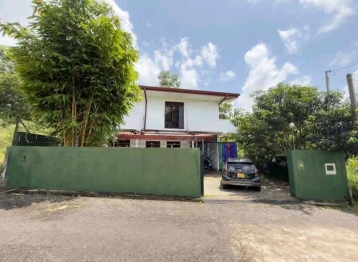 Commercial Land for Sale in Kahathuduwa