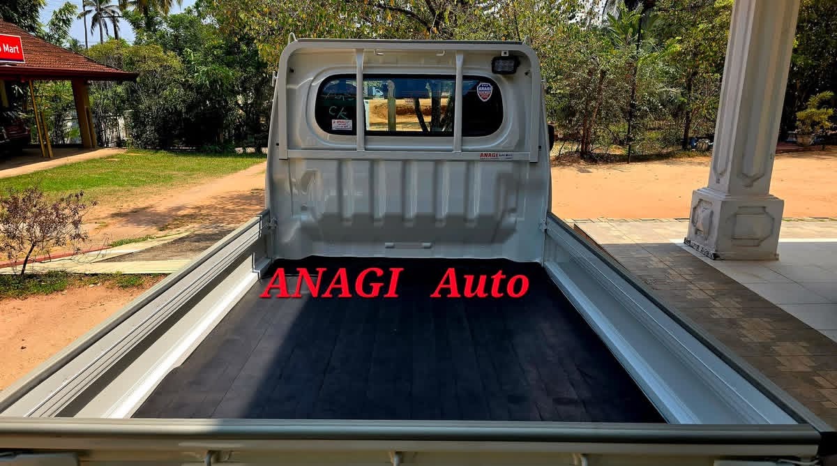 Daihatsu Hijet 2024 - Reconditioned Truck sale in Sri Lanka - patpat.lk