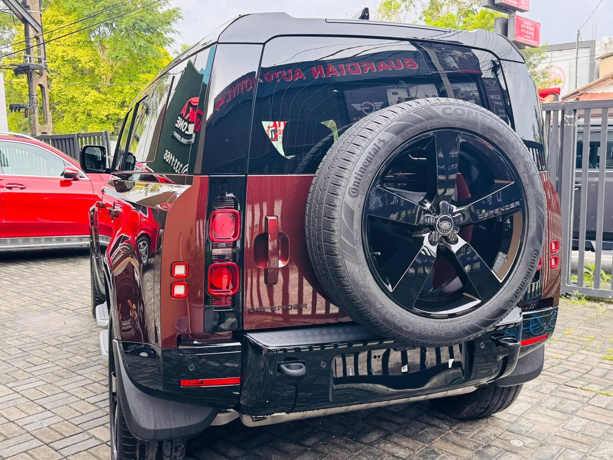 Land Rover Defender 2025 - சான்றளிக்கப்பட்டது SUV sale in Sri Lanka - patpat.lk
