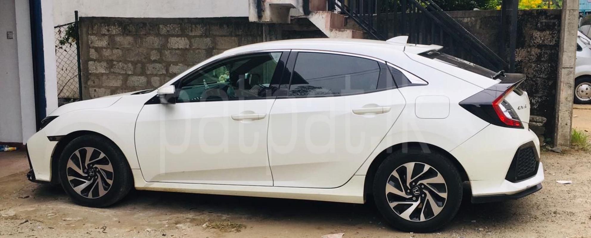 Honda Civic 2028 - பயன்படுத்தப்பட்டது கார் sale in Sri Lanka - patpat.lk