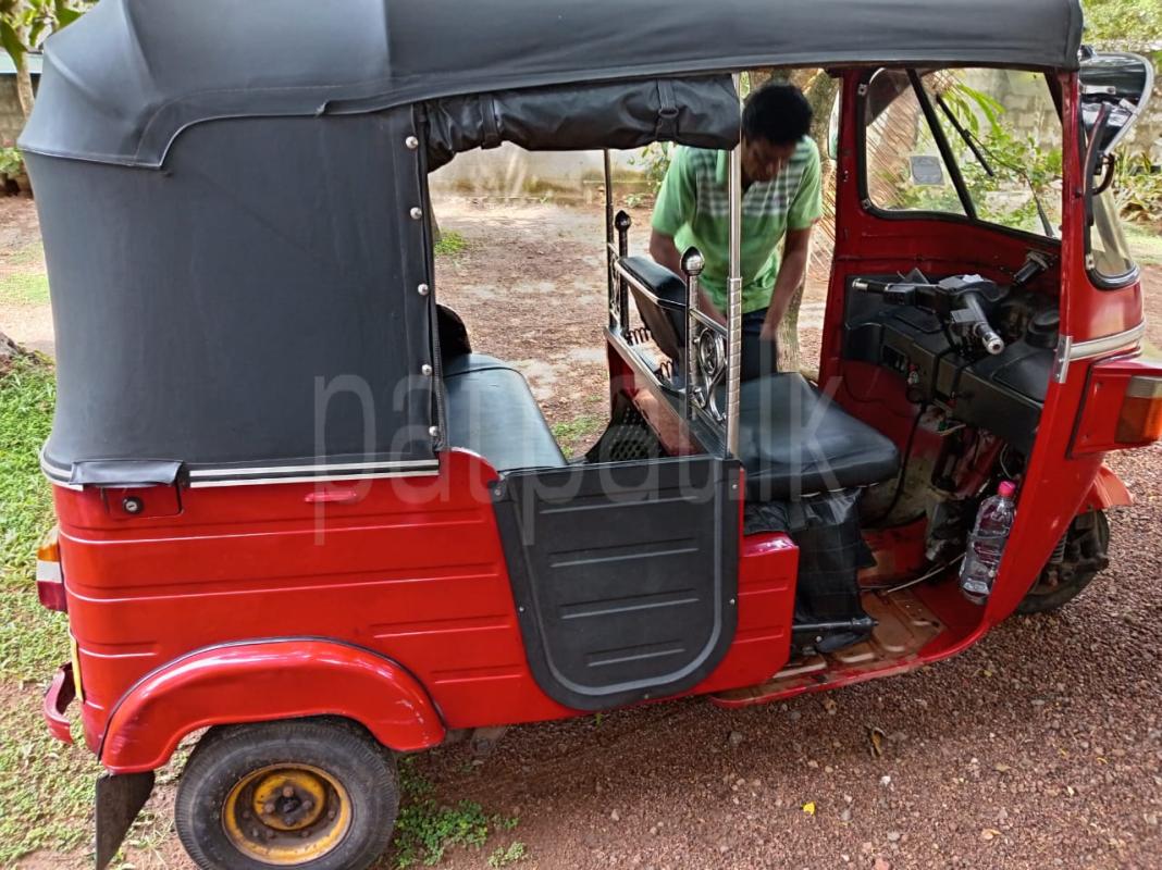 Bajaj Three Wheel 2010 - பயன்படுத்தப்பட்டது முச்சக்கர வண்டி sale in Sri Lanka - patpat.lk