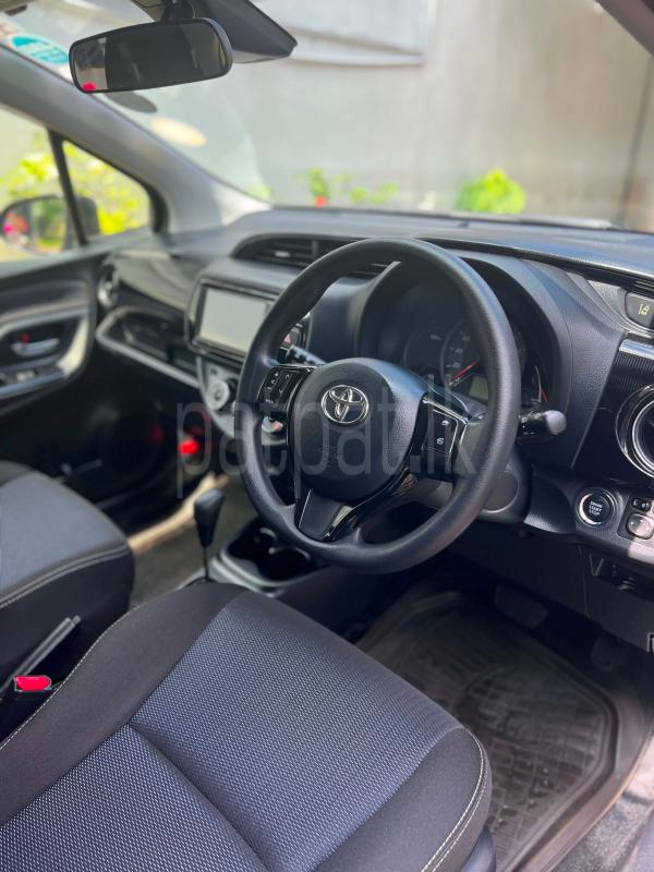 Toyota Vitz 2018 - பயன்படுத்தப்பட்டது கார் sale in Sri Lanka - patpat.lk