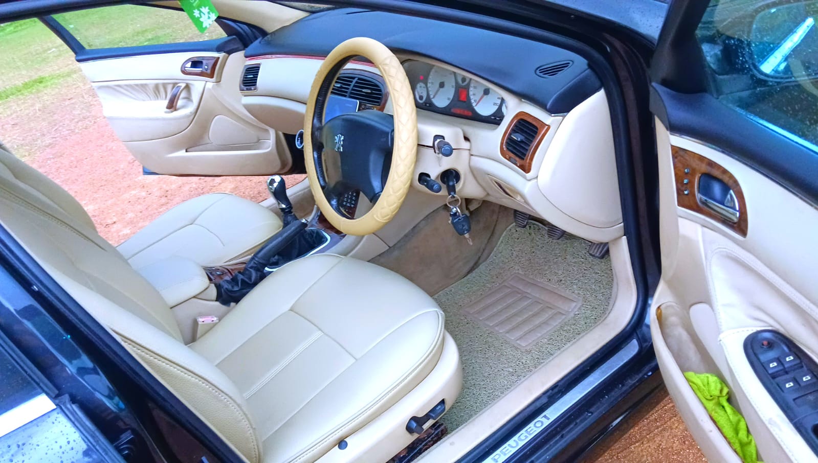 Advertisement image 3