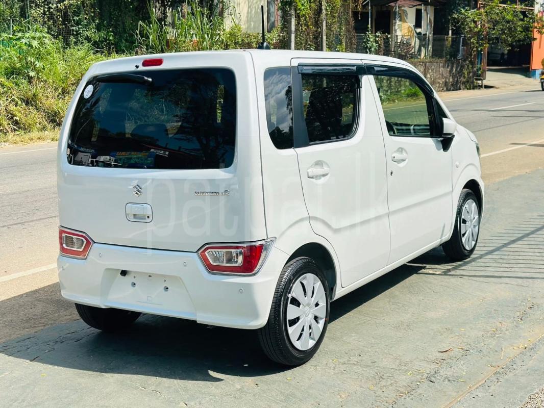 Advertisement image 6