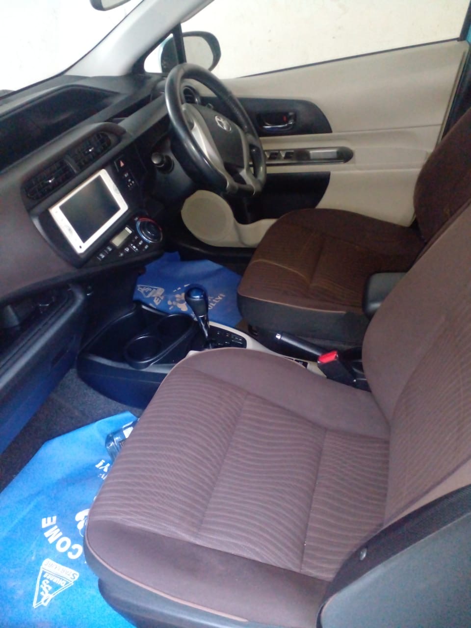 Toyota Aqua 2012 - භාවිතා කරන ලද කාර් sale in Sri Lanka - patpat.lk