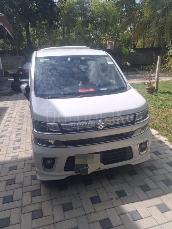 Advertisement image 1